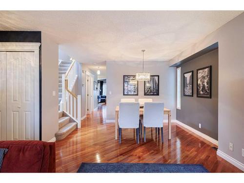 3007 29 Street Sw, Calgary, AB - Indoor Photo Showing Dining Room