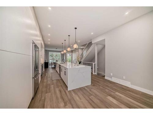 3535 7 Avenue Sw, Calgary, AB - Indoor