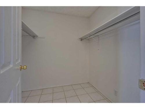 106 Huntham Place Ne, Calgary, AB - Indoor With Storage