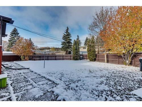 106 Huntham Place Ne, Calgary, AB - Outdoor