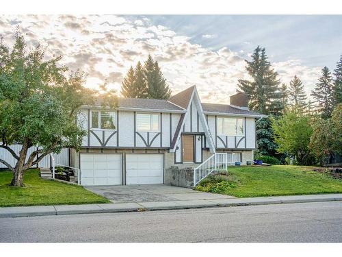 4028 Vardell Road Nw, Calgary, AB - Outdoor