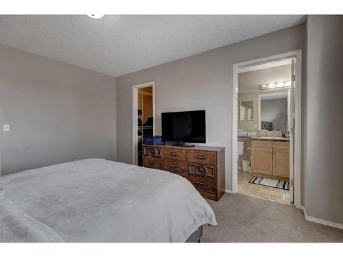 88 Covepark Way Ne, Calgary, AB - Indoor Photo Showing Bedroom