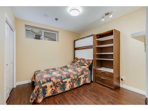 358 Sagewood Gardens Sw, Airdrie, AB - Indoor Photo Showing Bedroom