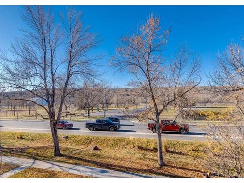 5232 Bowness Road Nw, Calgary, AB - Outdoor With View