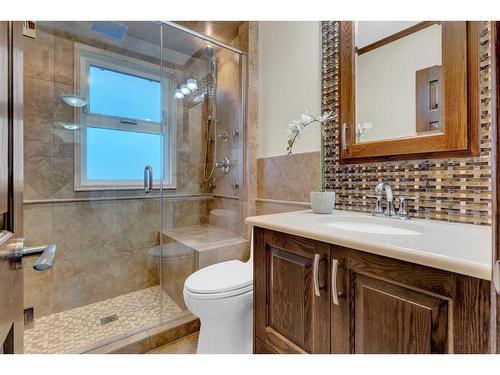 2231 Sumac Road Nw, Calgary, AB - Indoor Photo Showing Bathroom