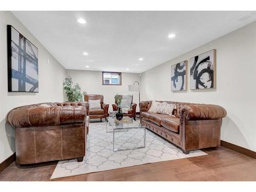 2231 Sumac Road Nw, Calgary, AB - Indoor