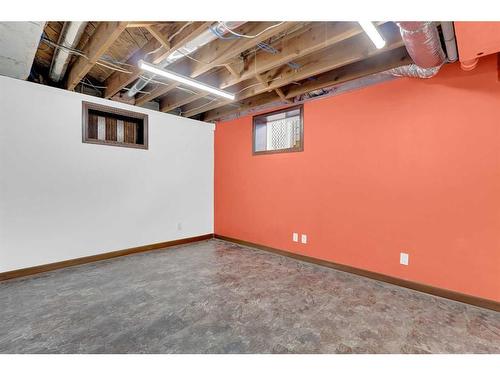 2231 Sumac Road Nw, Calgary, AB - Indoor Photo Showing Basement