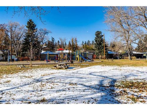 2231 Sumac Road Nw, Calgary, AB - Outdoor