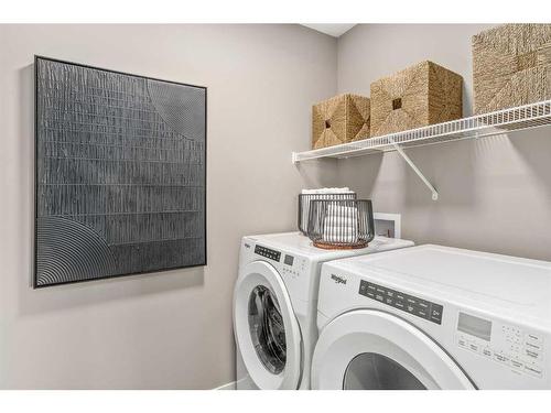 1121 Mahogany Boulevard Se, Calgary, AB - Indoor Photo Showing Laundry Room