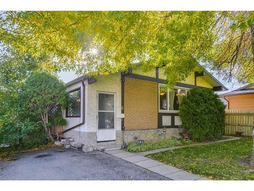 8 Dovercroft Place Se, Calgary, AB - Outdoor