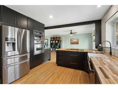 52 Lake Crimson Close Se, Calgary, AB - Indoor Photo Showing Kitchen