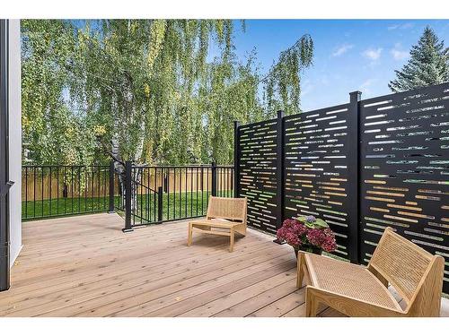 404 Canterbury Place Sw, Calgary, AB - Outdoor With Deck Patio Veranda