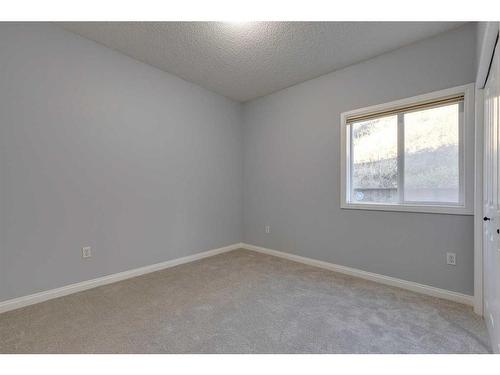 103-44 6A Street Ne, Calgary, AB - Indoor Photo Showing Other Room