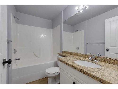 103-44 6A Street Ne, Calgary, AB - Indoor Photo Showing Bathroom