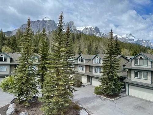 24-164 Rundle Drive, Canmore, AB - Outdoor With Facade