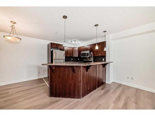 3205-60 Panatella Street Nw, Calgary, AB - Indoor Photo Showing Kitchen