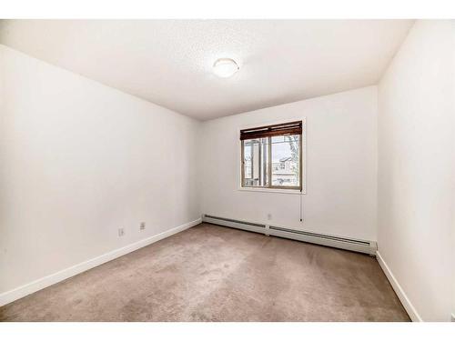 3205-60 Panatella Street Nw, Calgary, AB - Indoor Photo Showing Other Room