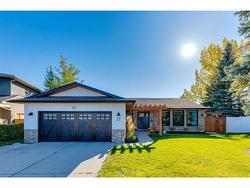 27 Lake Bonaventure Place SE Calgary, AB T2J 5J3