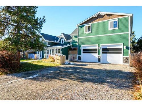 627 11 Avenue, Carstairs, AB - Outdoor