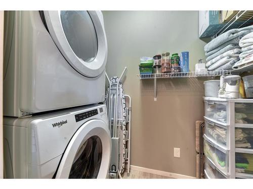 2332-81 Legacy Boulevard Se, Calgary, AB - Indoor Photo Showing Laundry Room