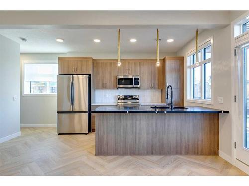 14770 1St Street Nw, Calgary, AB - Indoor Photo Showing Kitchen