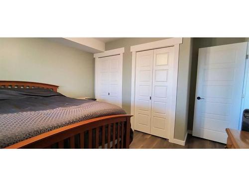 331-100 2 Avenue South, Lethbridge, AB - Indoor Photo Showing Bedroom