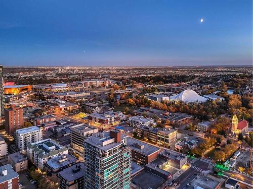 1801-215 13 Avenue Sw, Calgary, AB - Outdoor With View