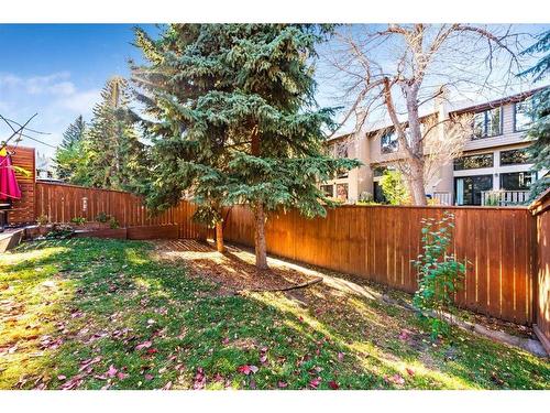 203 37 Street Nw, Calgary, AB - Outdoor