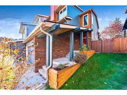 203 37 Street Nw, Calgary, AB - Outdoor