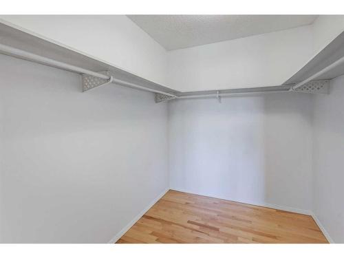 120 Norquay Heights Nw, Calgary, AB - Indoor With Storage