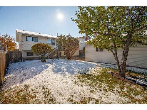 1339 56 Avenue Nw, Calgary, AB - Outdoor