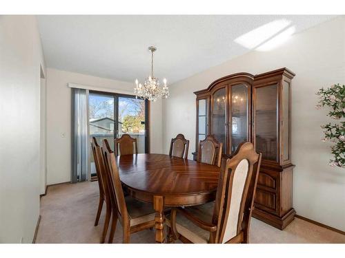 1339 56 Avenue Nw, Calgary, AB - Indoor Photo Showing Dining Room