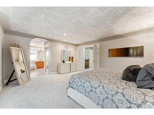 143 Christie Knoll Heights Sw, Calgary, AB - Indoor Photo Showing Bedroom