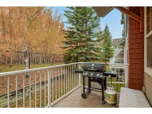 18 Discovery Heights Sw, Calgary, AB - Outdoor With Exterior