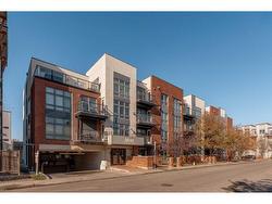 308-725 4 Street NE Calgary, AB T2E 3S7