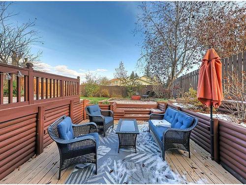 83 Berwick Crescent Nw, Calgary, AB - Outdoor With Deck Patio Veranda