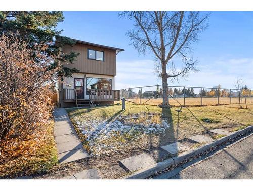 1723 22 Avenue Nw, Calgary, AB - Outdoor