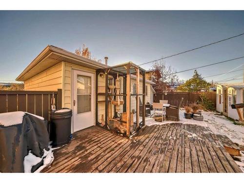 8308 46 Avenue Nw, Calgary, AB - Outdoor With Deck Patio Veranda With Exterior