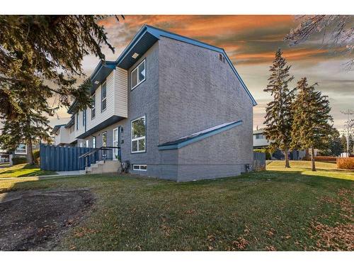 114-6440 4 Street Nw, Calgary, AB - Outdoor