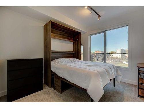 314-1321 Kensington Close Nw, Calgary, AB - Indoor Photo Showing Bedroom