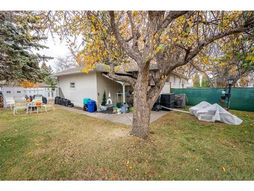 121 Holmwood Avenue Nw, Calgary, AB - Indoor