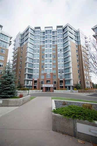 1107-32 Varsity Estates Circle Nw, Calgary, AB - Outdoor With Balcony With Facade