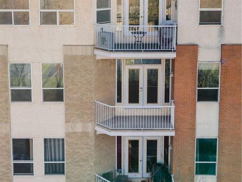 405-1410 2 Street Sw, Calgary, AB - Outdoor With Balcony