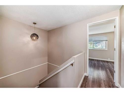 14 Midridge Gardens Se, Calgary, AB - Indoor Photo Showing Other Room