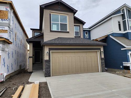 26 Lucas Place Nw, Calgary, AB - Outdoor