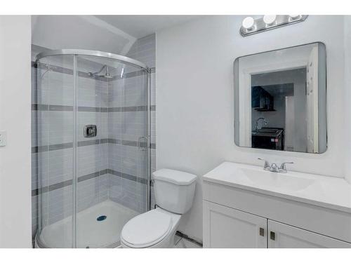 161 Citadel Ridge Close Nw, Calgary, AB - Indoor Photo Showing Bathroom