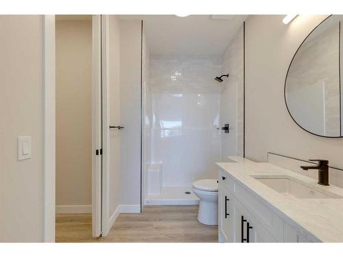 105 Cottageclub Drive, Rural Rocky View County, AB - Indoor Photo Showing Bathroom