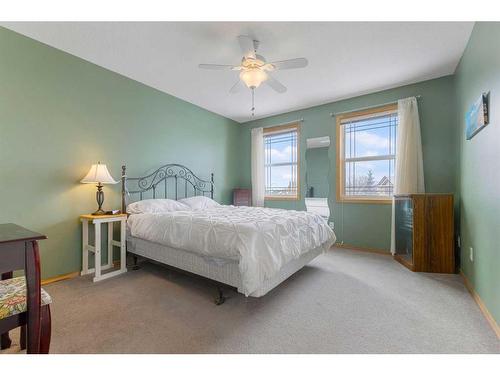 375 Coventry Road Ne, Calgary, AB - Indoor Photo Showing Bedroom