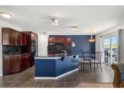 400 Kincora Drive Nw, Calgary, AB - Indoor Photo Showing Kitchen