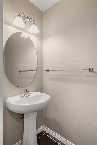 400 Kincora Drive Nw, Calgary, AB - Indoor Photo Showing Bathroom